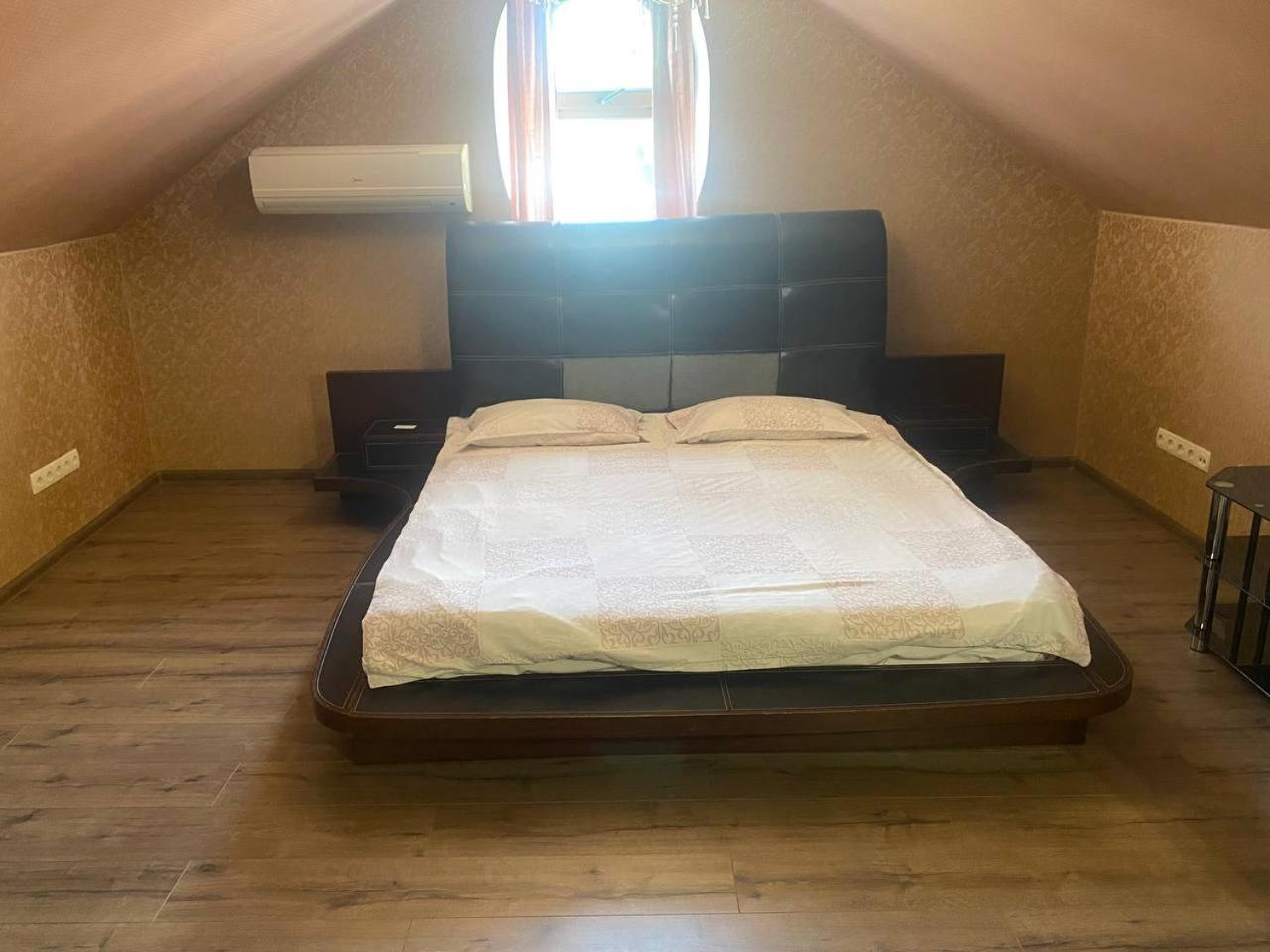 Valencia Hotel Odessa Dış mekan fotoğraf